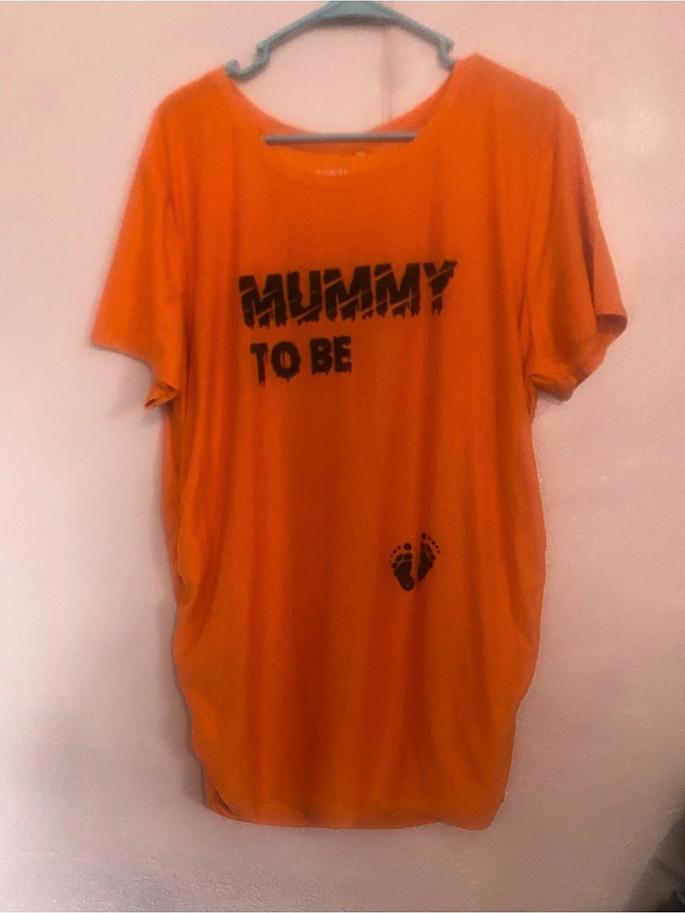 Time and Tru Maternity Mummy To Be Graphic Tee XXL(20) Orange